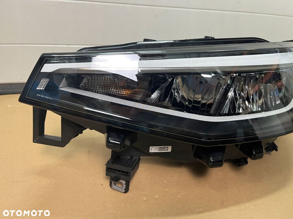 lampa vw id.4 led 11c941005a full led vw id4 vw id.4 lewa lampa anglik - 3