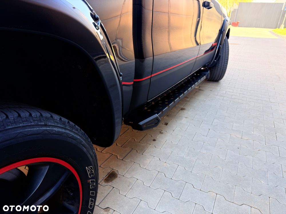 RAM 1500 Crew Cab Sport - 17