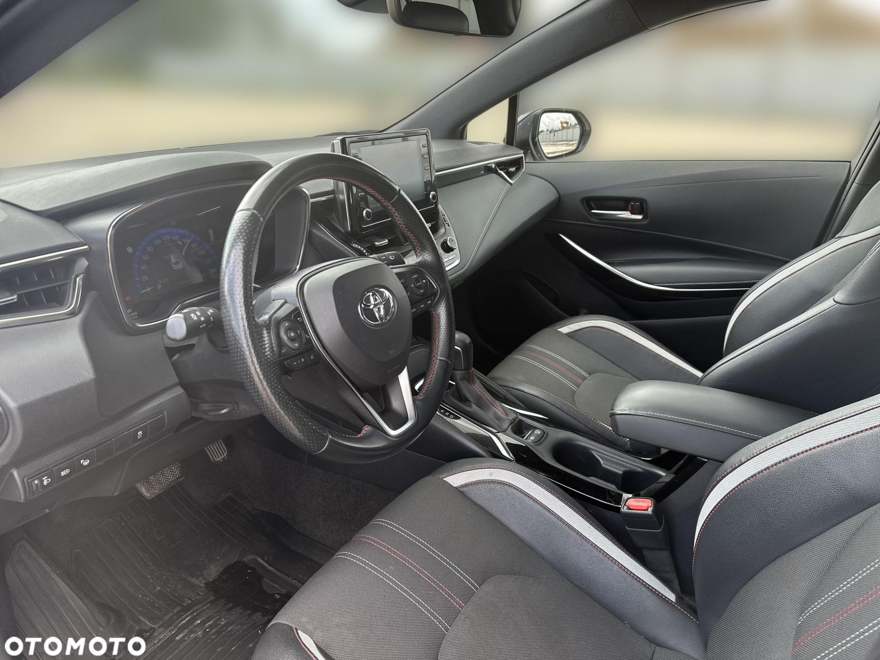 Toyota Corolla - 10