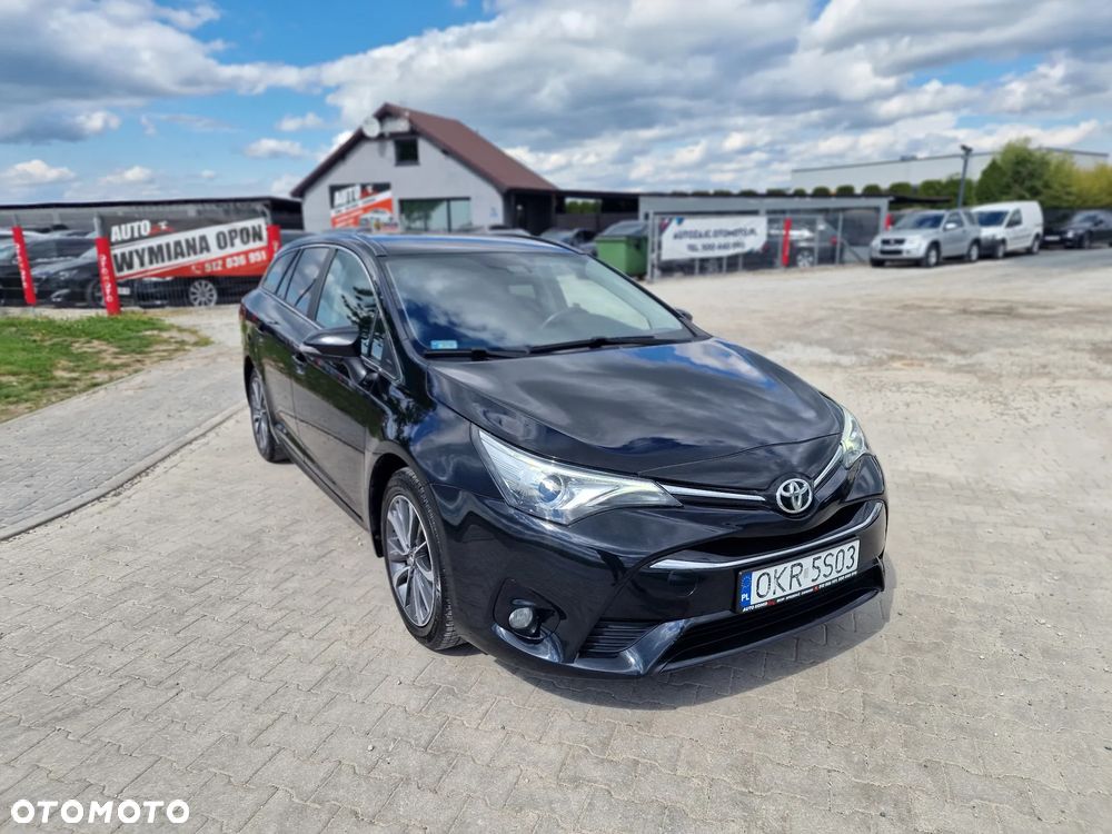 Toyota Avensis 2.0 D-4D Selection - 7