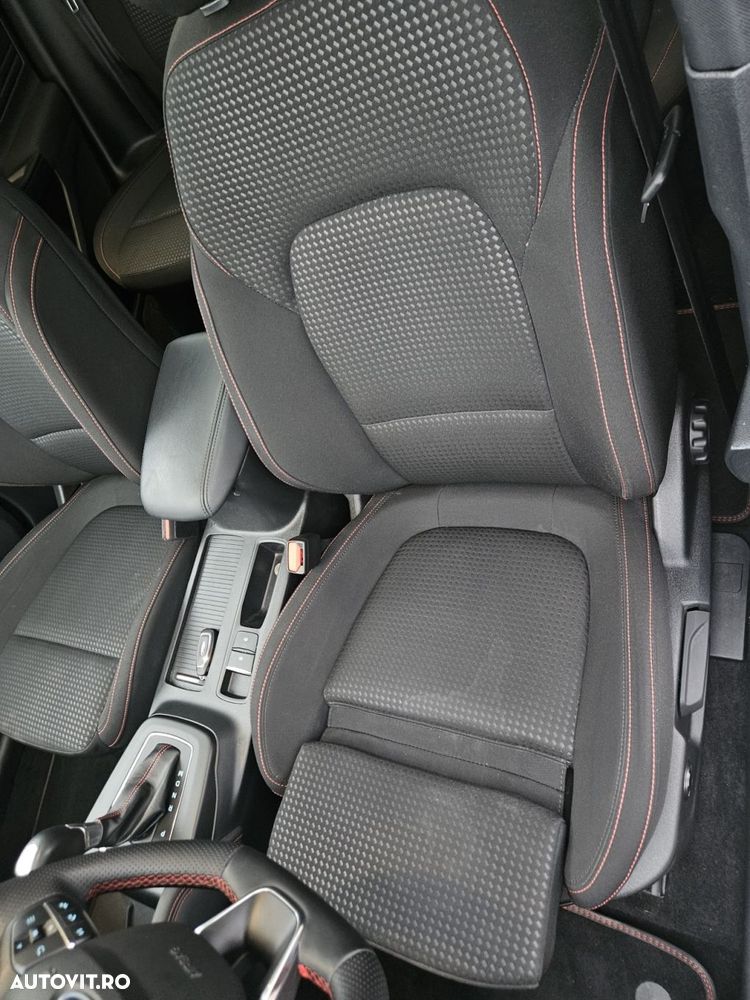 Ford Focus - 12
