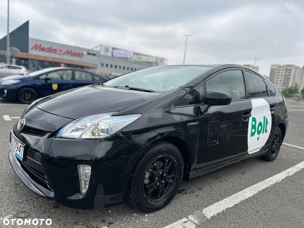 Toyota Prius 1.8 HSD Premium - 10