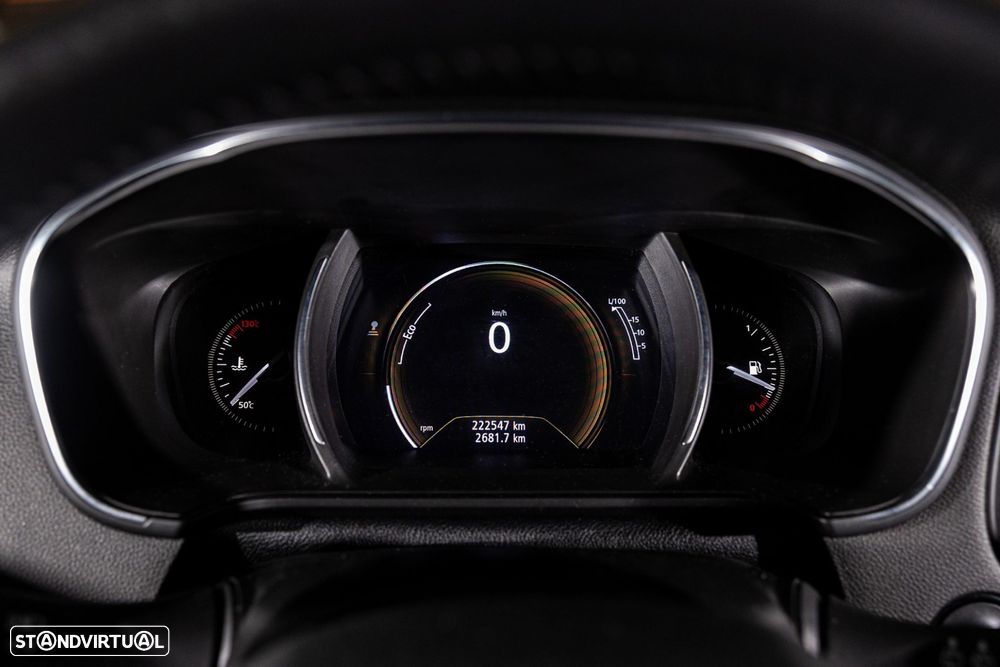 Renault Mégane 1.5 Blue dCi Limited - 13