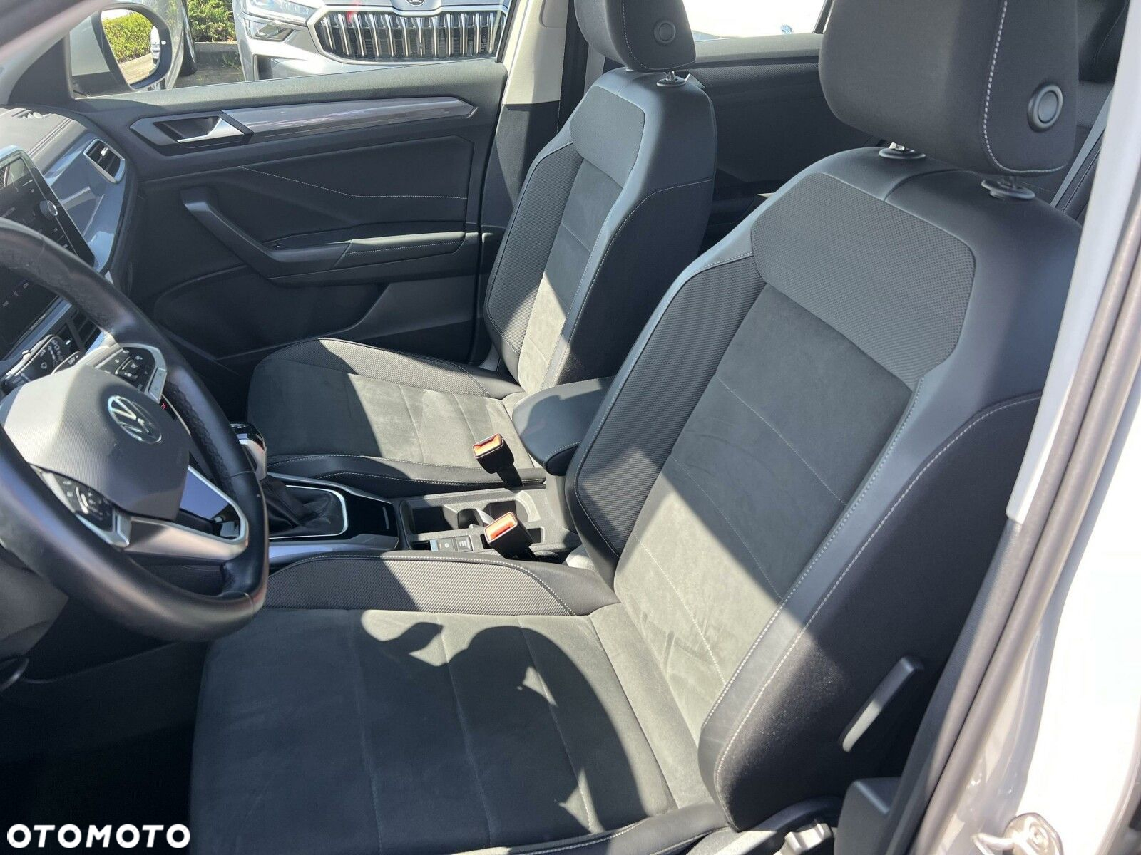 Volkswagen T-Roc 1.5 TSI Style DSG - 18