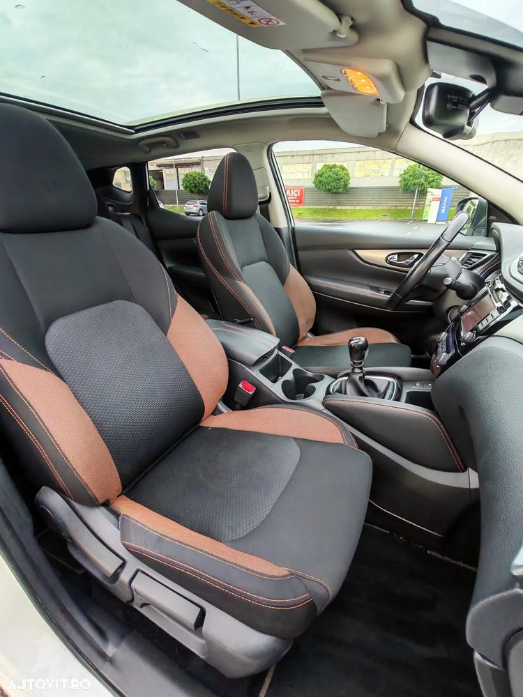 Nissan Qashqai 1.5 DCI TEKNA - 8