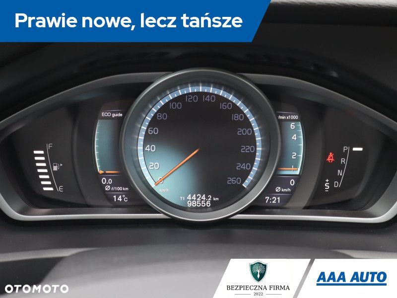 Volvo V40 - 13