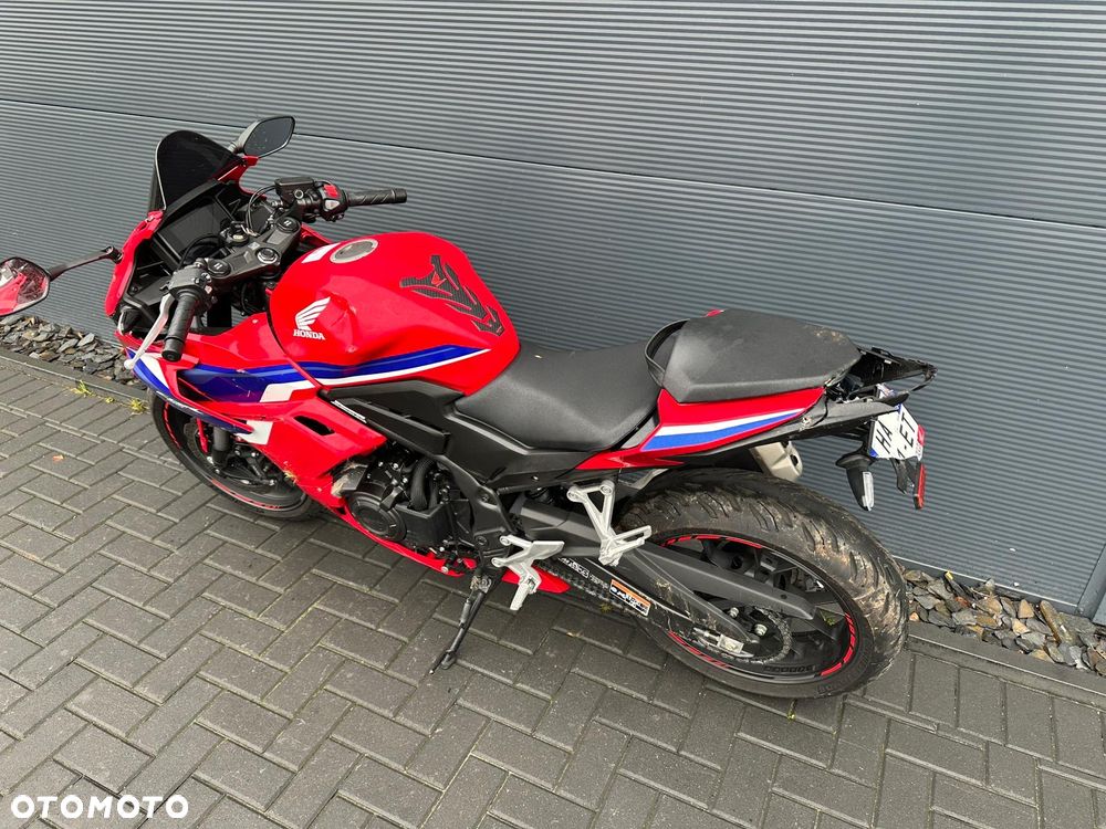 Honda CBR - 3