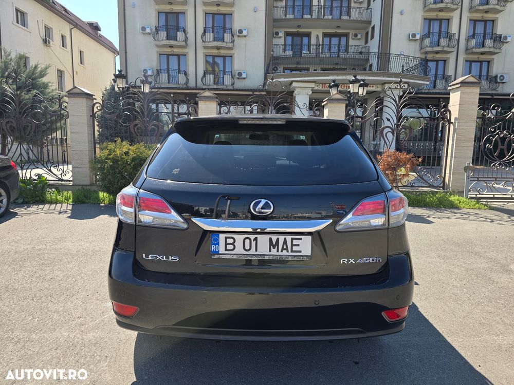 Lexus Seria RX 450h Aut. Luxury - 3