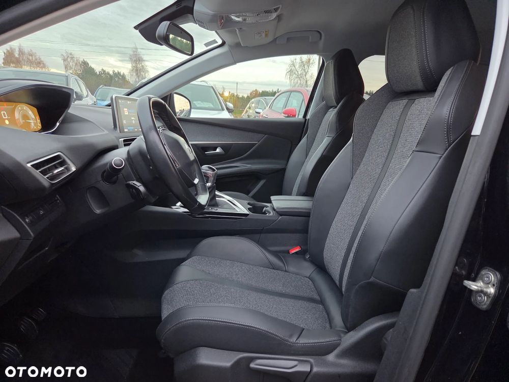 Peugeot 3008 1.5 BlueHDi Allure Pack S&S - 18