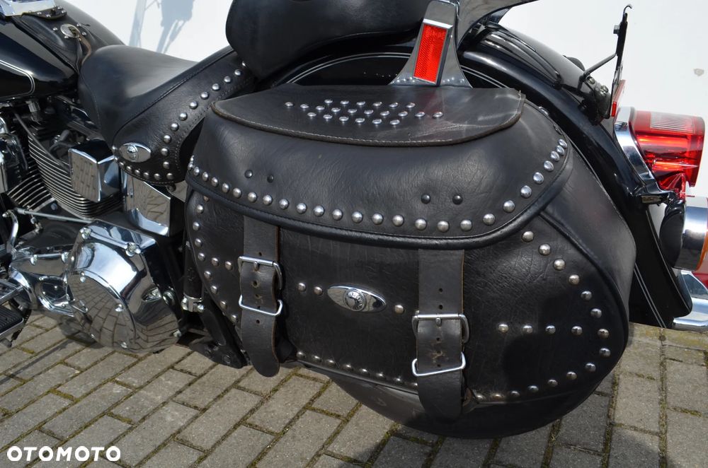 Harley-Davidson Softail Heritage Classic - 33