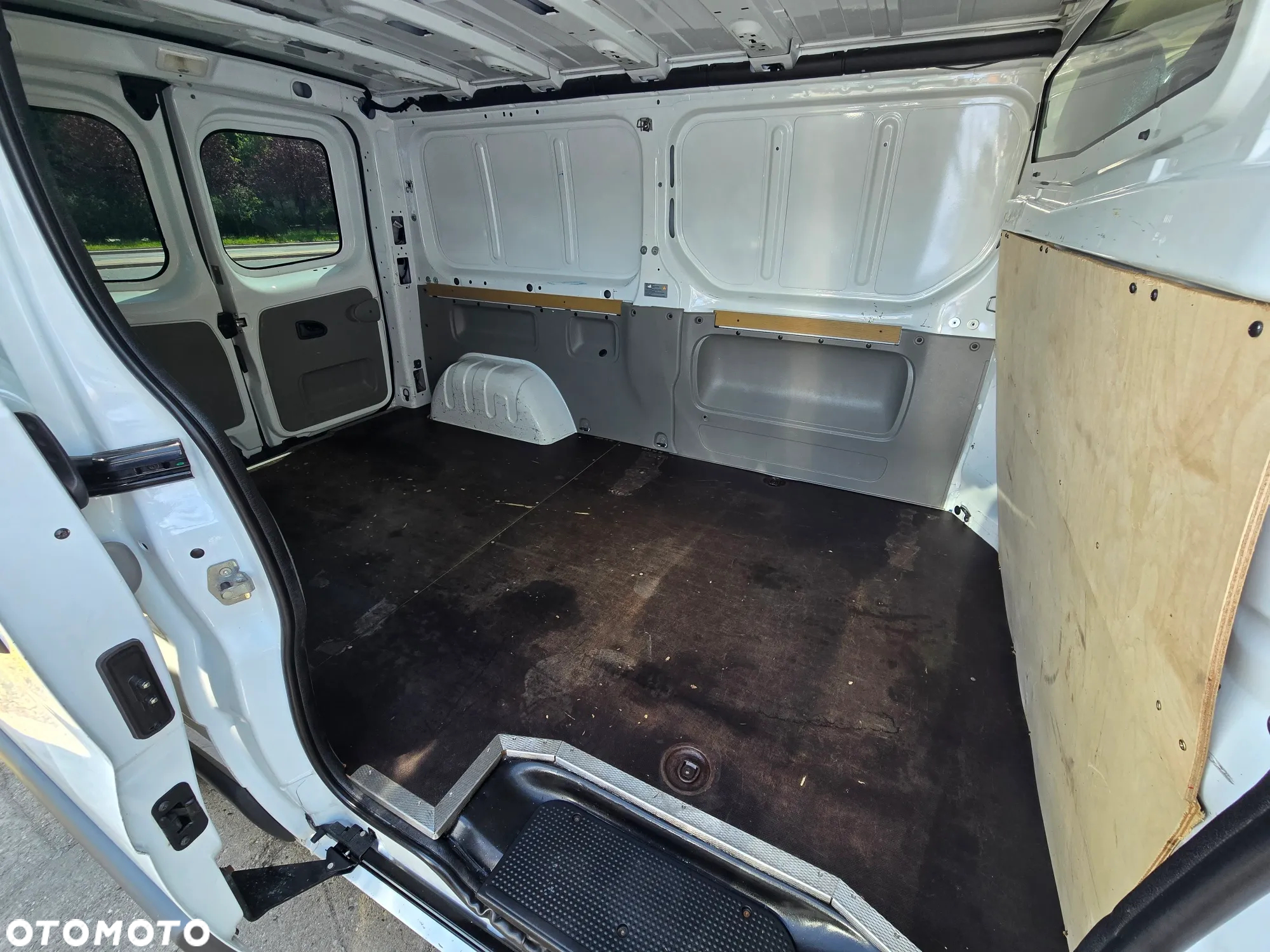 Renault TRAFIC - 18