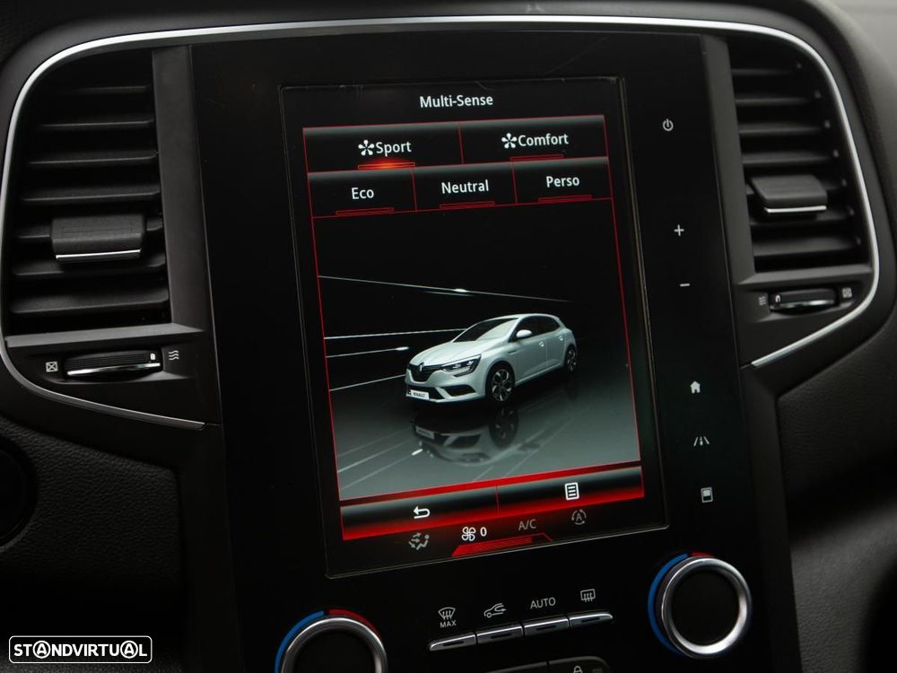 Renault Mégane 1.5 dCi Limited EDC - 25