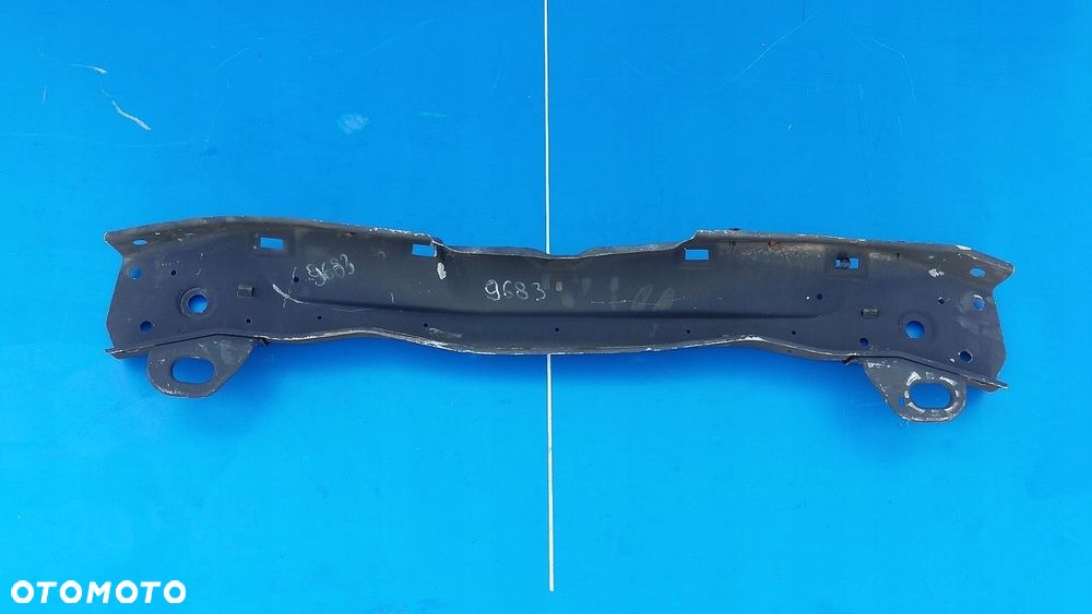 wzmocnienie pas przedni górny jeep grand cherokee wk2 12r - 4