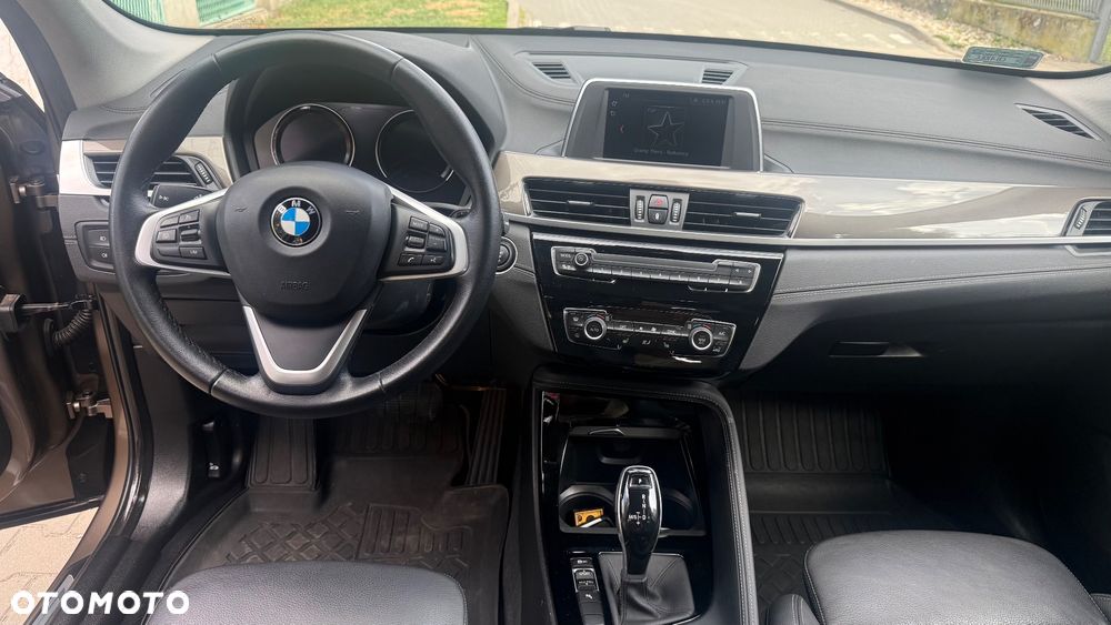 BMW X1 sDrive18i Business Edition - 11