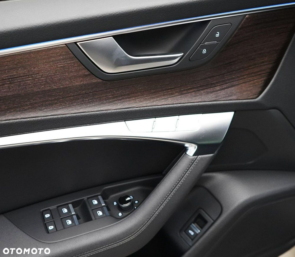 Audi A6 Allroad - 25