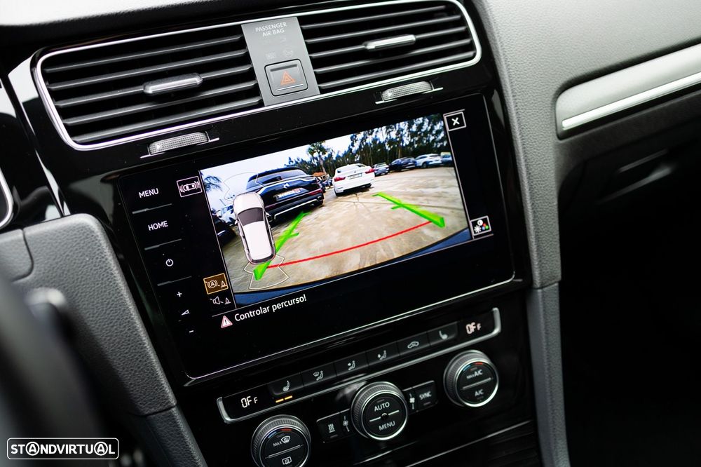 VW Golf 2.0 TDI GTD DSG - 35