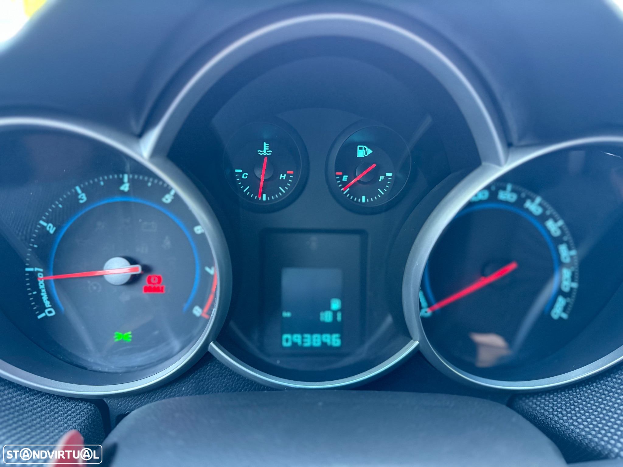 Chevrolet Cruze 1.6 LS - 10