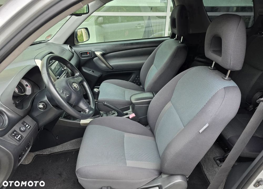 Toyota RAV4 4x4 Executive - 18