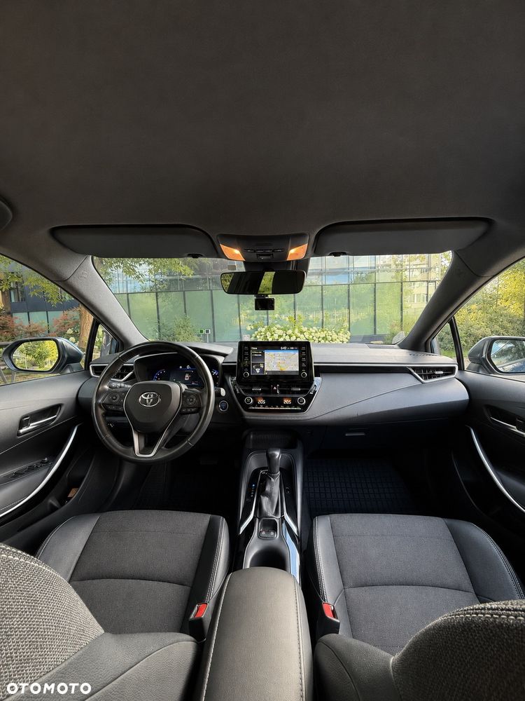 Toyota Corolla - 12