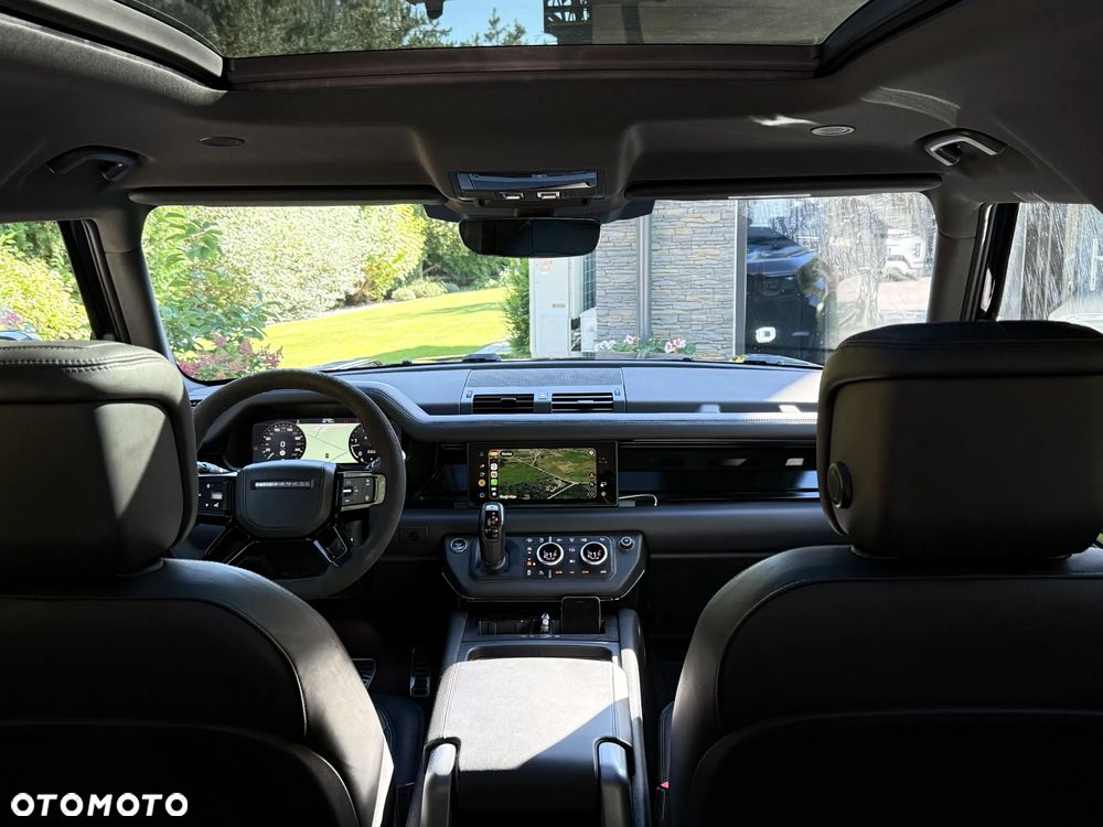 Land Rover Defender 3.0 D250 mHEV X-Dynamic SE - 9