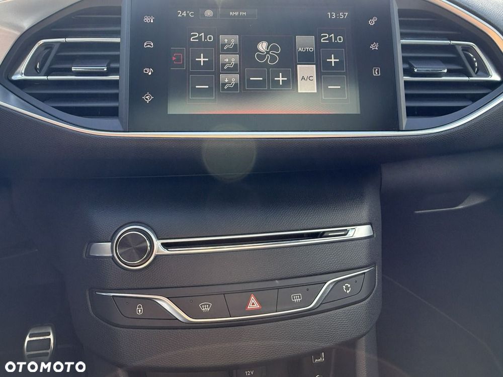 Peugeot 308 BlueHDi 150 Stop & Start GT-Line Edition - 28