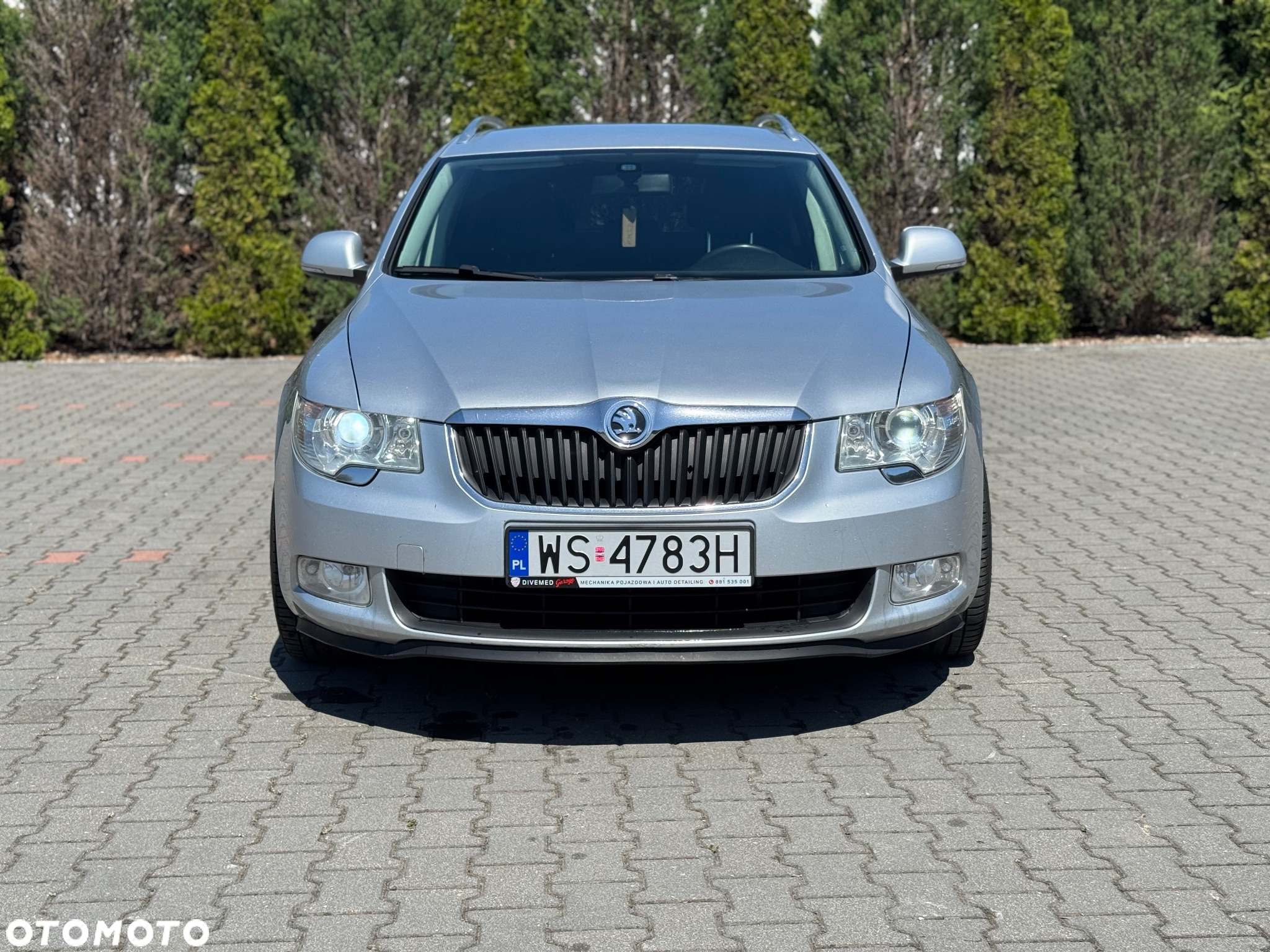 Skoda Superb 2.0 TDI DSG Comfort - 2