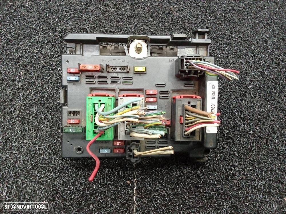 CAIXA RELÉS / FUSÍVEIS PEUGEOT 307 BREAK 2005 - 4