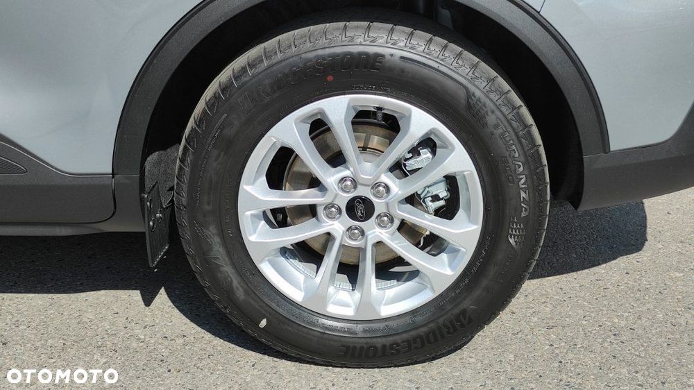 Ford Kuga - 9