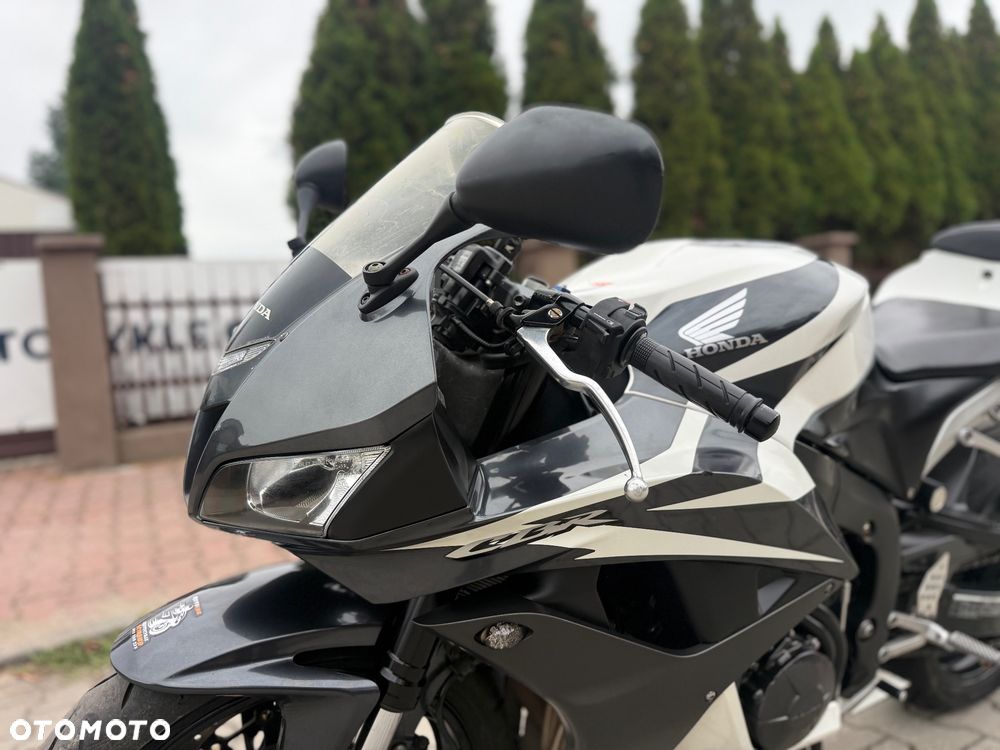 Honda CBR - 17