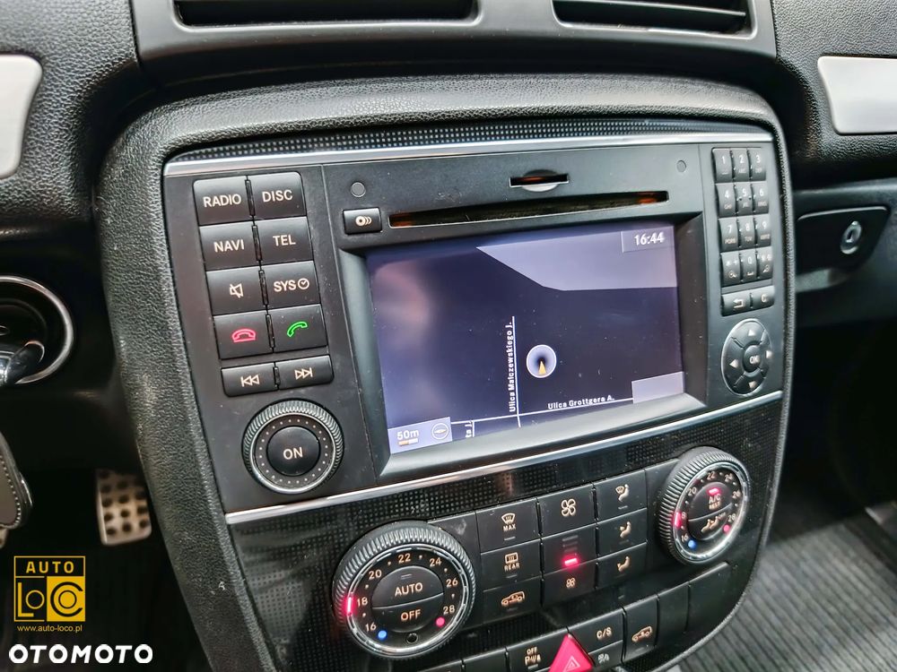 Mercedes-Benz Klasa R 320 CDI L 4-Matic - 21