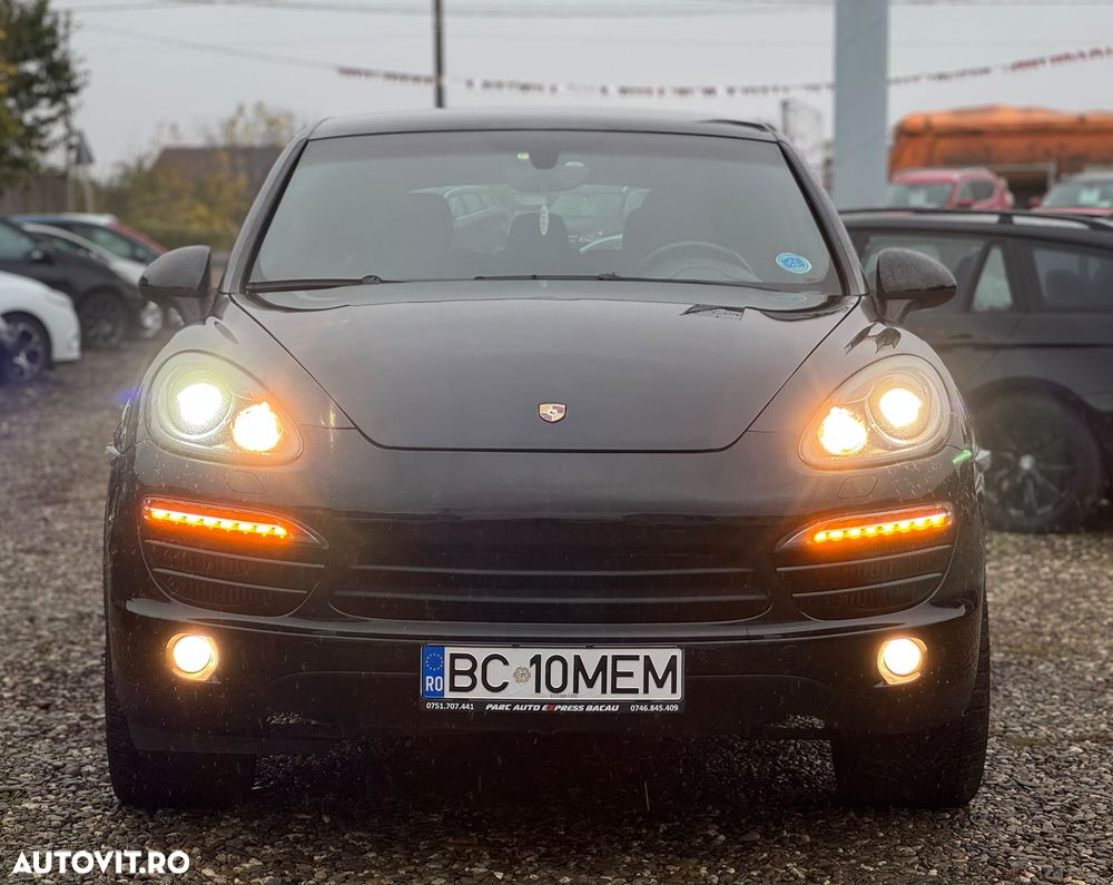 Porsche Cayenne - 26