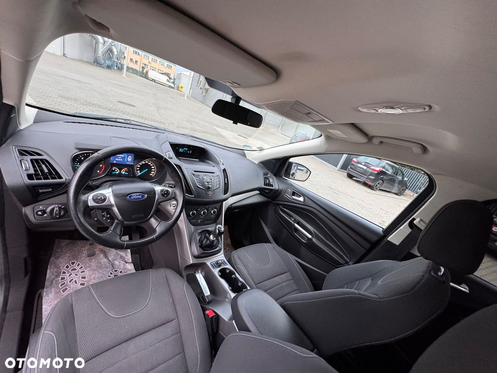 Ford Kuga 2.0 TDCi 2x4 Trend - 8