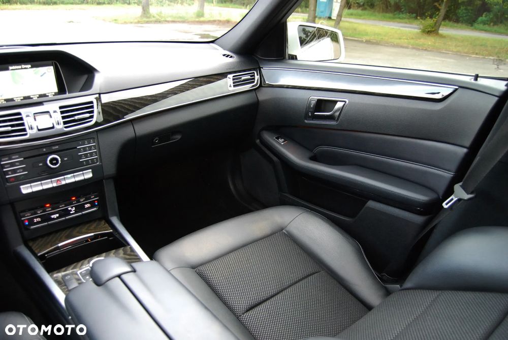Mercedes-Benz Klasa E 250 CDI 4Matic 7G-TRONIC Avantgarde - 27