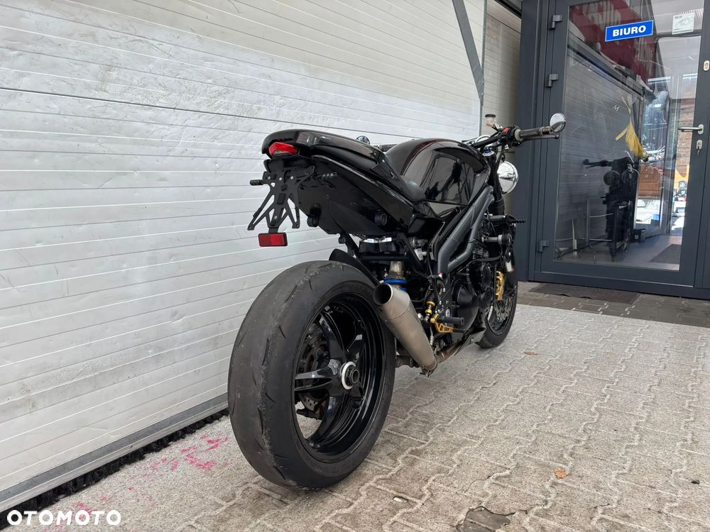 Triumph Speed Triple - 18