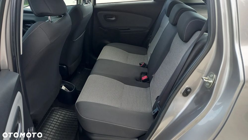 Toyota Yaris - 13