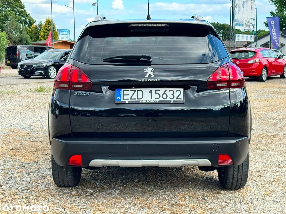 Peugeot 2008 1.2 Pure Tech GPF Allure S&S EAT6 - 13