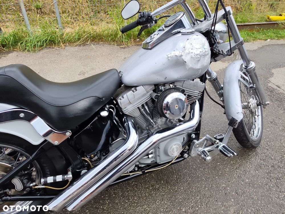 Harley-Davidson Softail Standard - 24