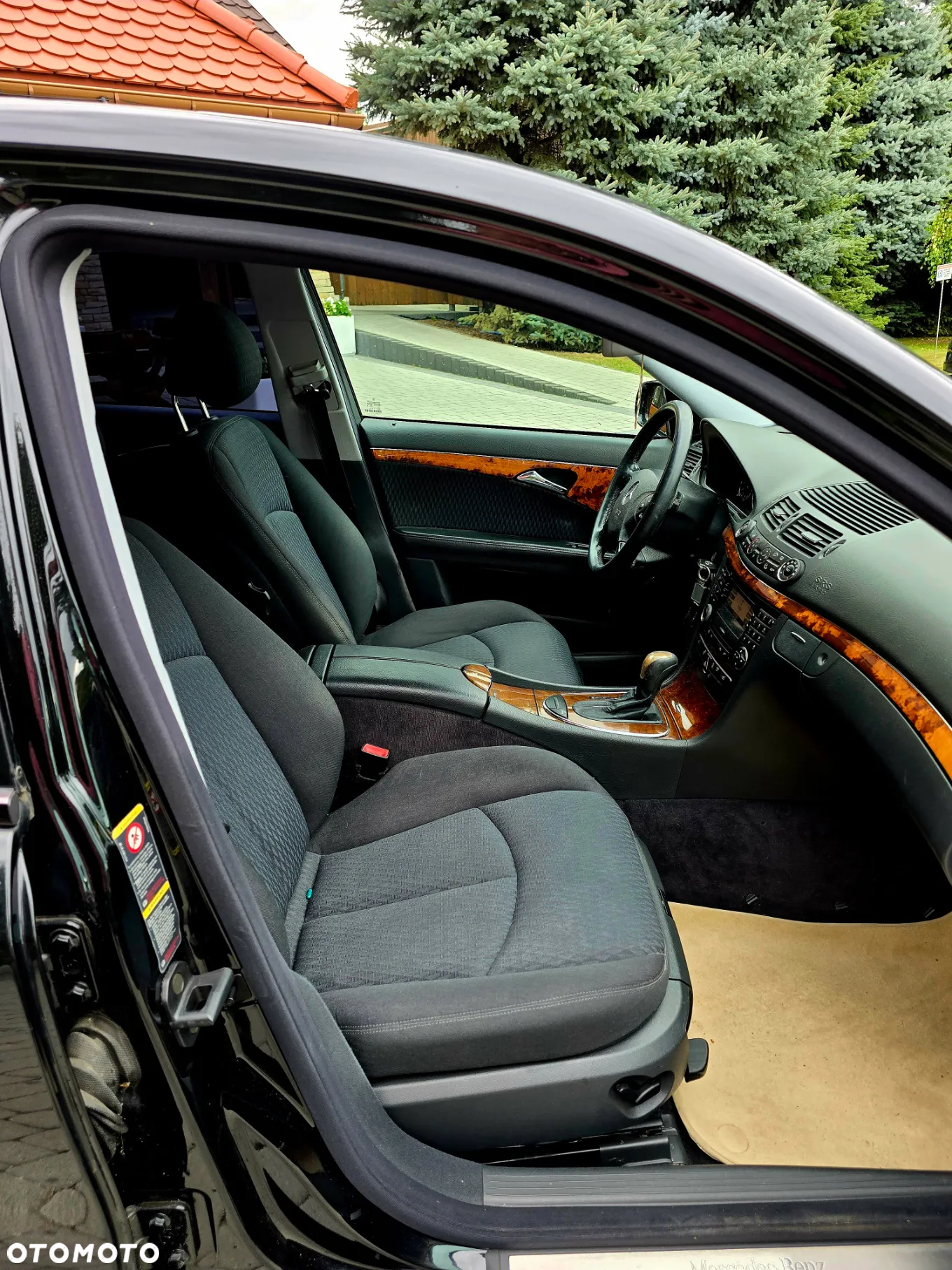 Mercedes-Benz Klasa E 320 Elegance - 15