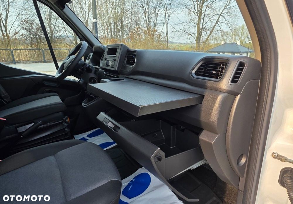 Renault Master - 29