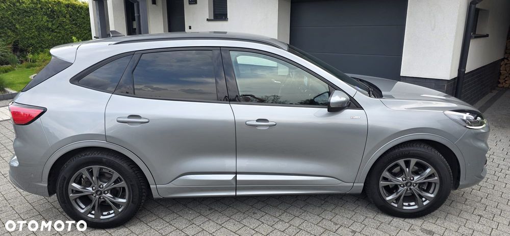 Ford Kuga 1.5 EcoBoost FWD ST-Line - 2