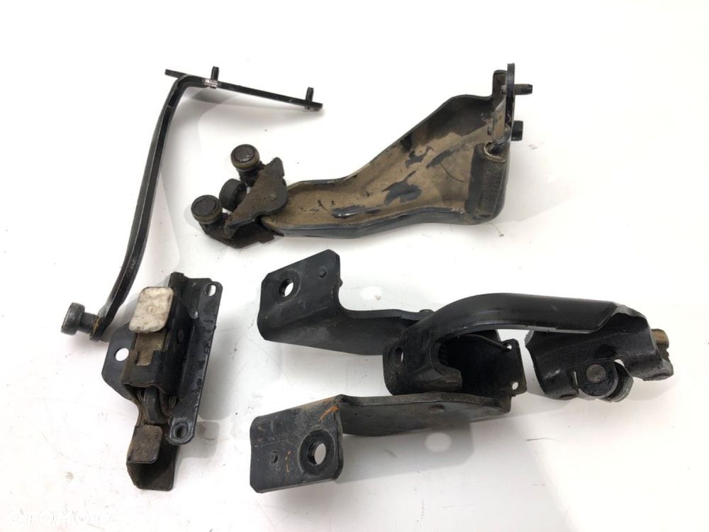 ZAWIASY DRZWI TYŁ LEWE PRZESUWNE  CITROEN JUMPY (VF7) 2007 - 2016 2.0 HDi 140 100 kW [136 KM] olej - 3