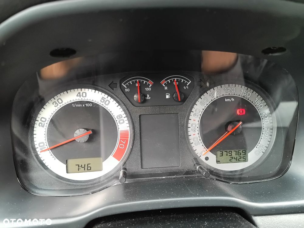 Skoda Octavia 1.8T RS - 32
