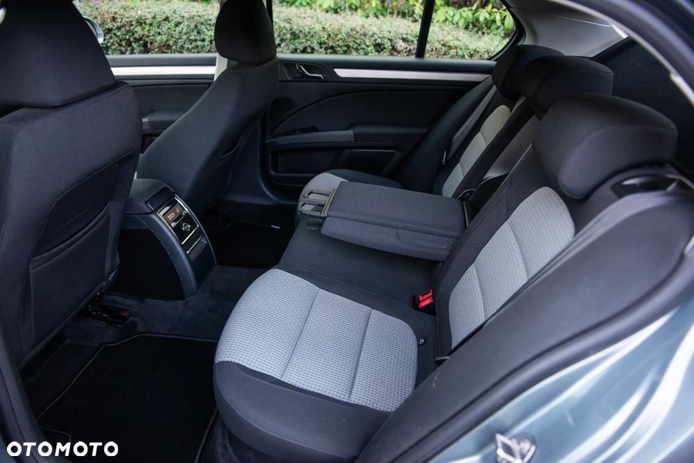 Skoda Superb 3.6 V6 4x4 DSG Elegance - 15