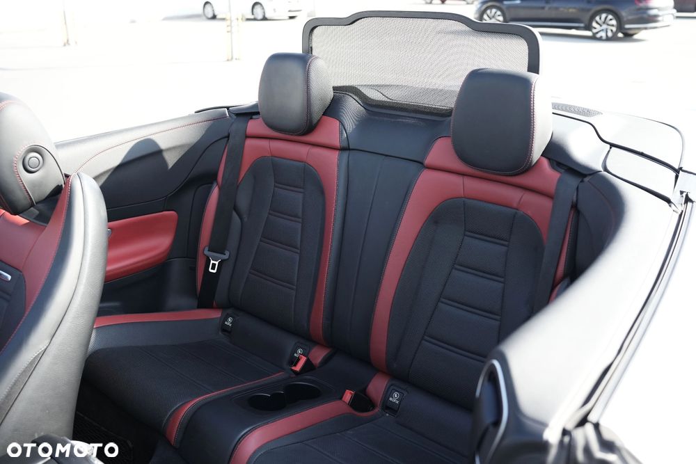 Mercedes-Benz Klasa E AMG 53 4-Matic+ - 14