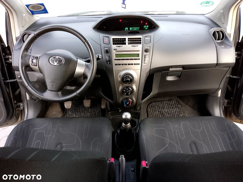 Toyota Yaris 1.0 VVT-i Comfort - 11