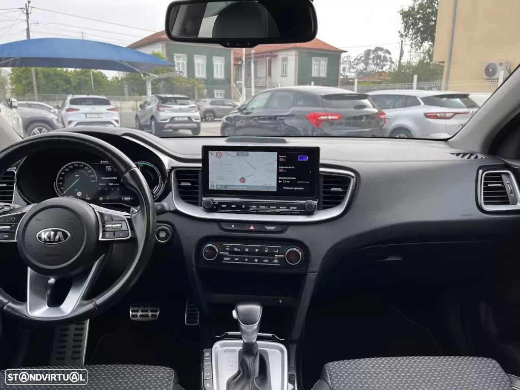 Kia XCeed 1.6 GDi PHEV Drive - 12