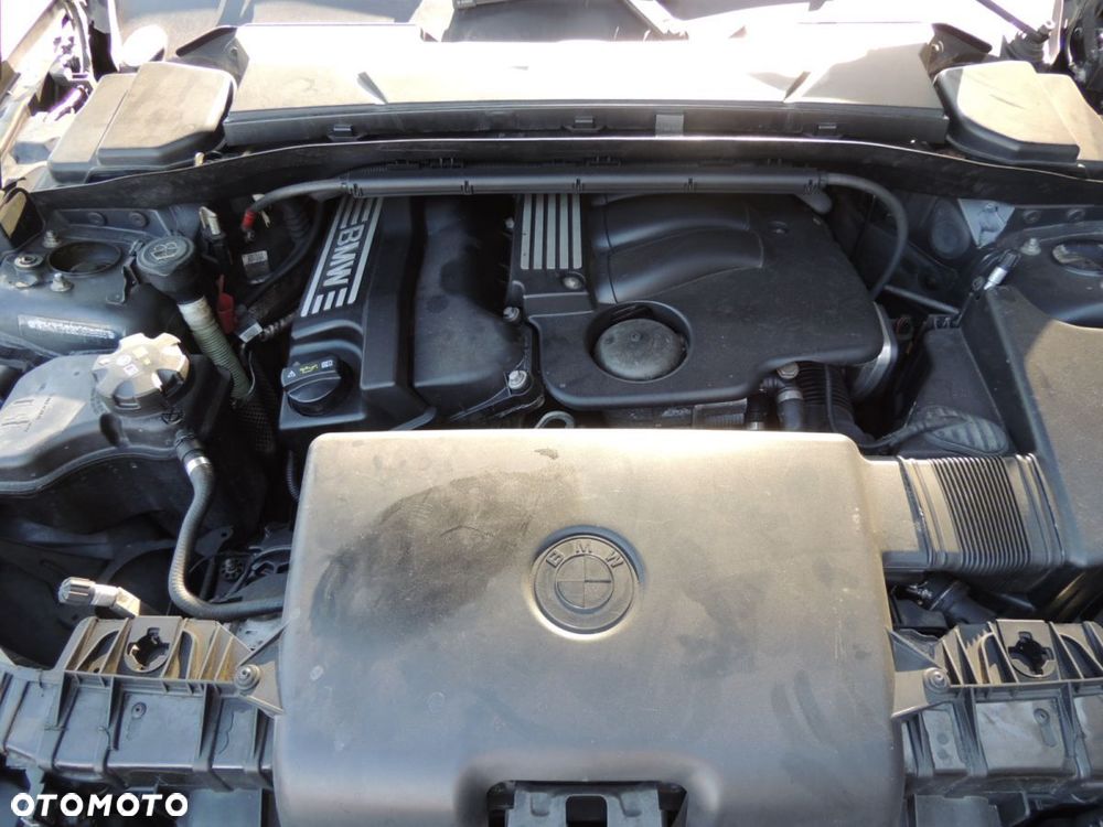 Silnik benzynowy BMW 1 E87 120i '05 zerwany - 1