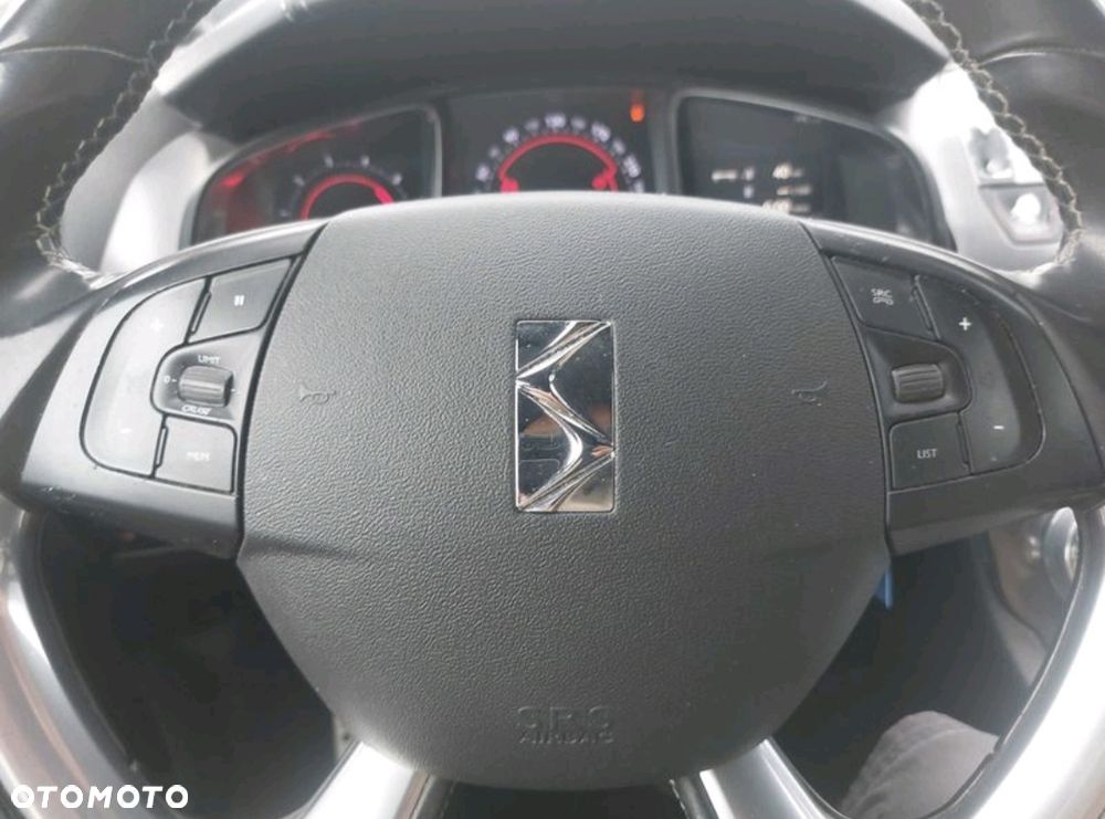DS Automobiles DS 5 - 11