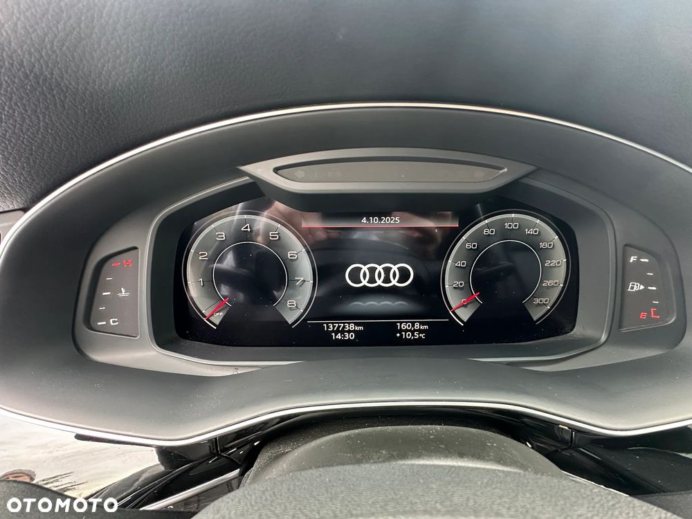 Audi Q8 - 30
