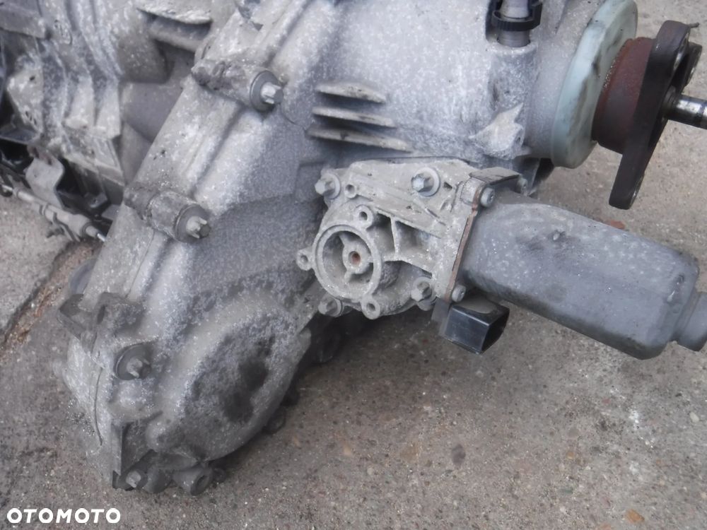 Bmw X5 E70 X6 E71 przekladna kątowa reduktor   3.0 3.5d 35d sd 286 ps M57  306D5 7574777  7146684 6HP28X 7146684 nastawnik - 2